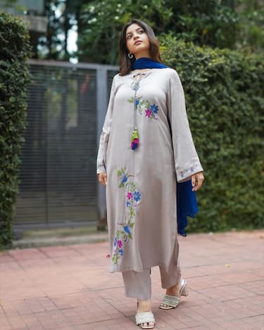 PAKHI Women’s Embroidery Three Piece Salwar Kameez